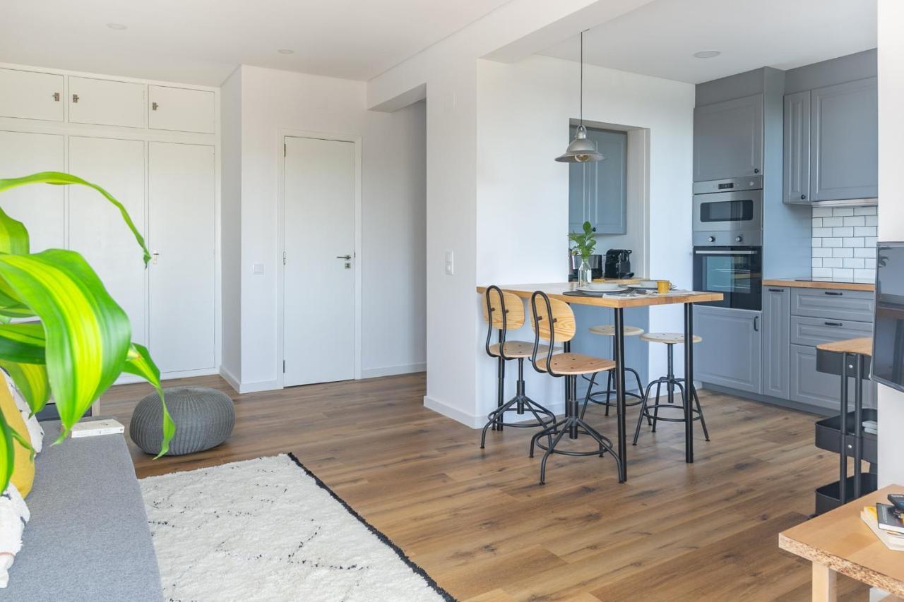 Spacious Apt Campo D'Ourique With Ac Lisbon Bagian luar foto