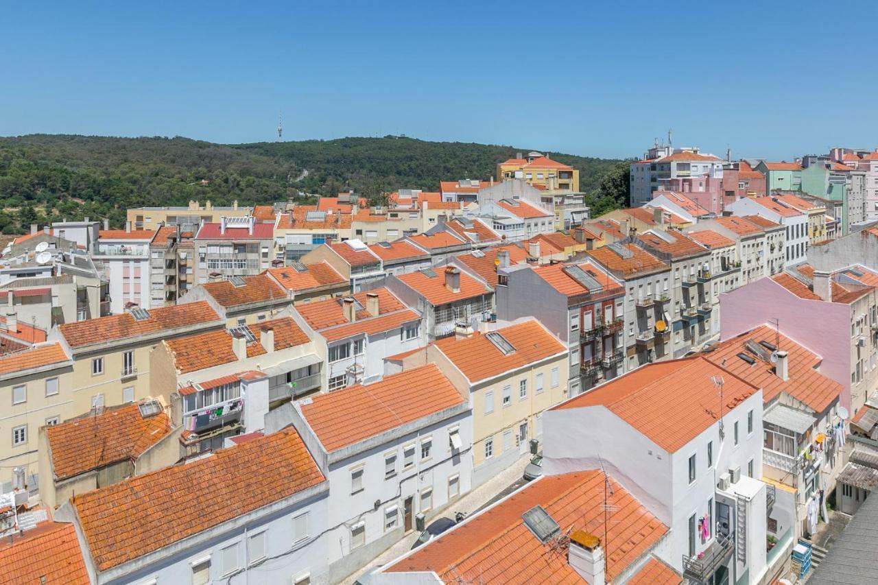 Spacious Apt Campo D'Ourique With Ac Lisbon Bagian luar foto